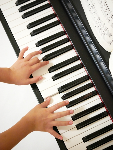 指宿市のピアノ教室でのレッスン風景